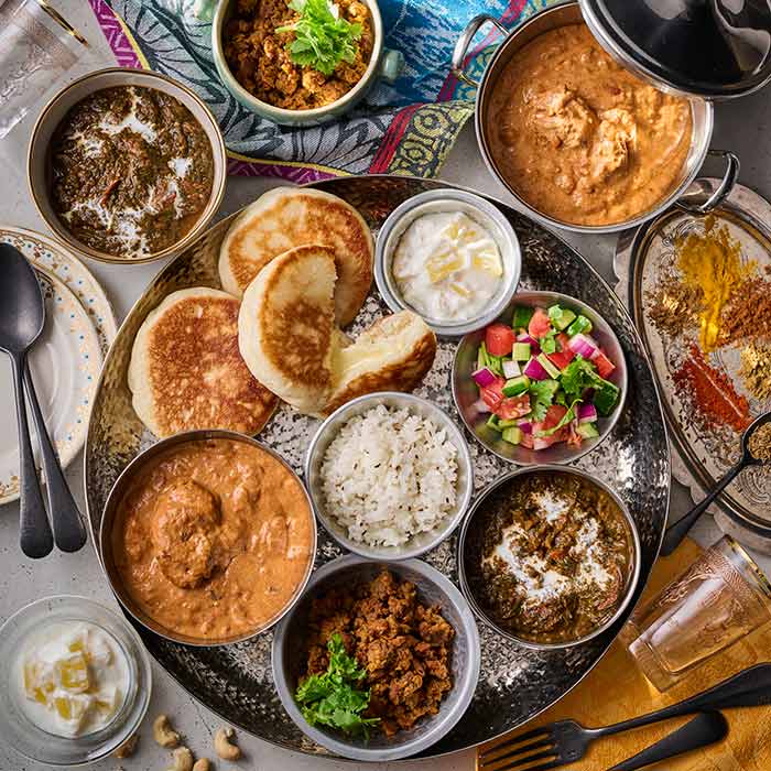 Cメニュー：ABC Curry Festa 第2弾 香りと彩りの3種カレー＆チーズ包みナン